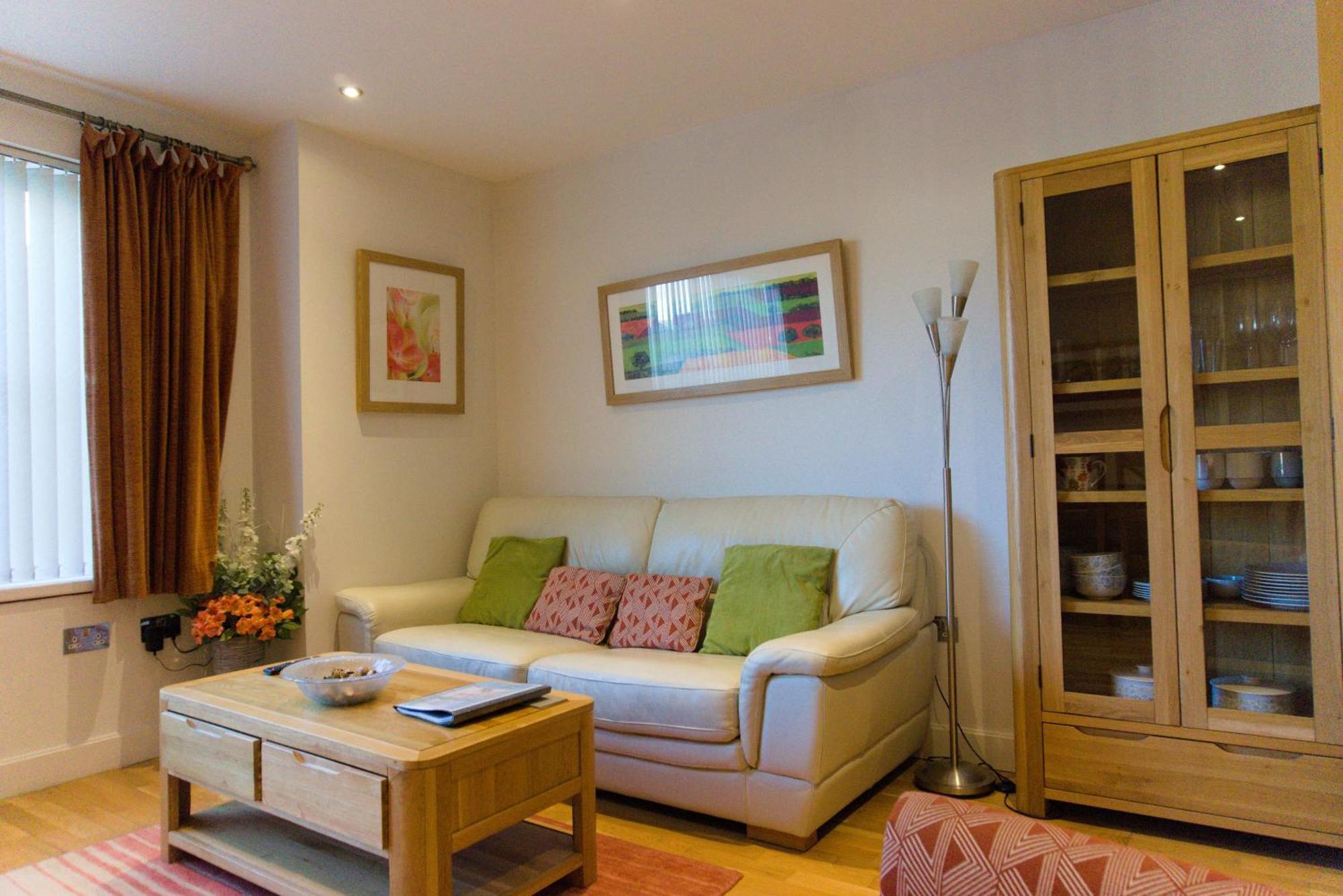 Almanna, Central York, Only 6 Minutes Walk To York Minster Buitenkant foto